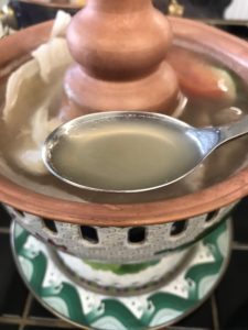 芳華火鍋公司：清清清湯